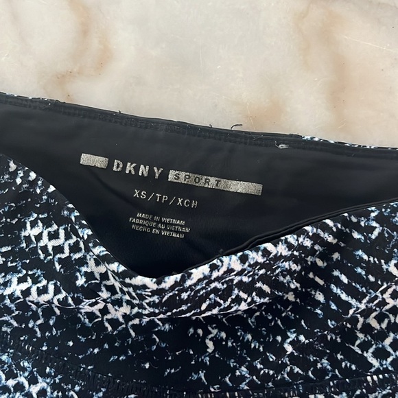 Dkny Sport Abstract Print Zippers Sides Leggings Blue Black Size XS - Picture 4 of 9